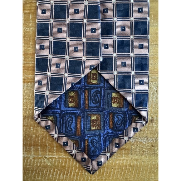 Robert Talbott Neck Tie Geometric Hand Sewn Silk Navy Pink - Picture 2 of 7